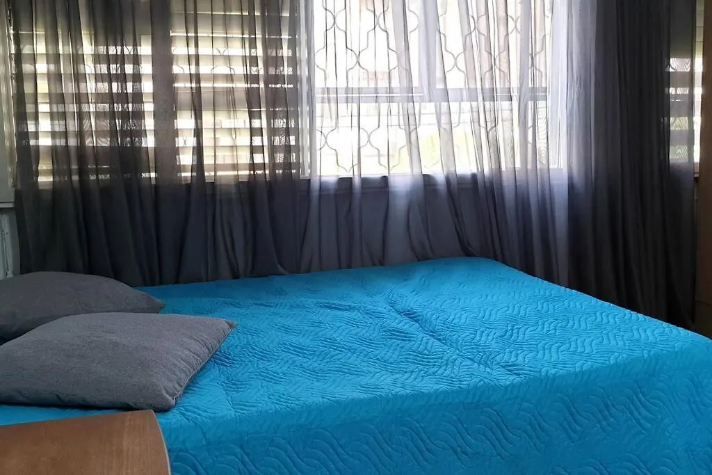 A Flat With A Garden 25 Apartment Haifa Israel