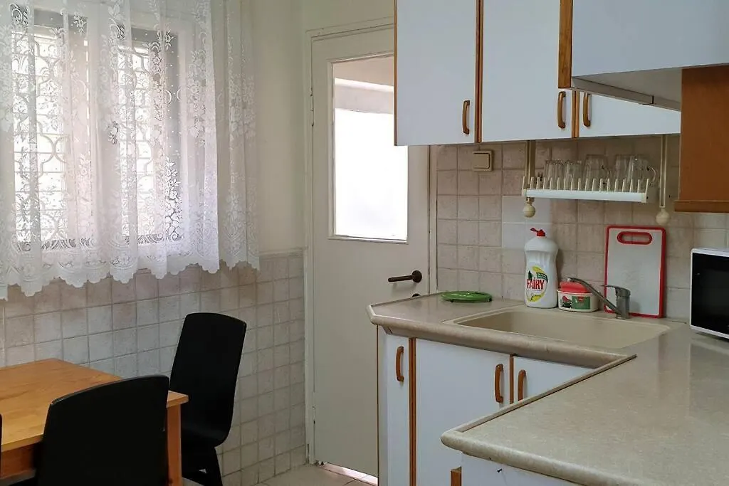 A Flat With A Garden 25 Apartment Haifa